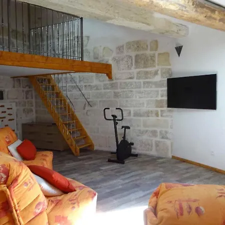 아파트 Au 22 Rue Pitot Aramon